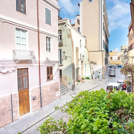 Apartment Romantico - Terrazza - Marina - Centro Storico Cagliari